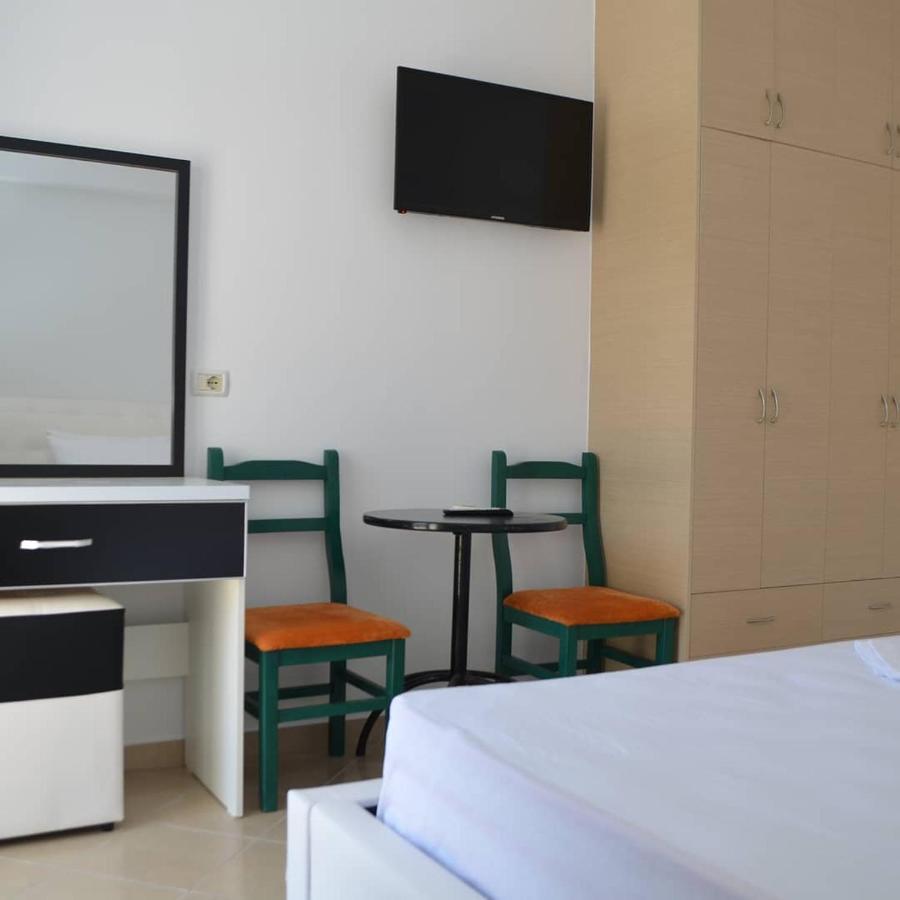 Noah Apartaments Sarandë Eksteriør billede