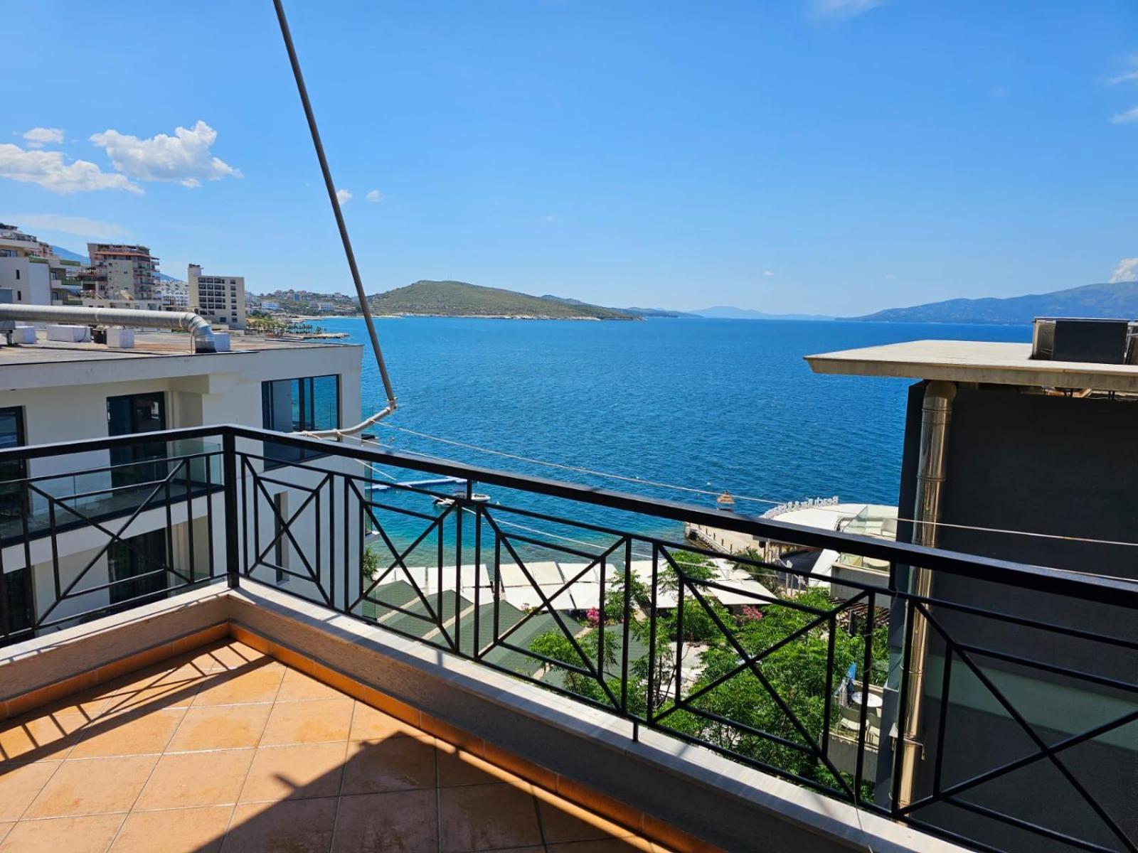 Noah Apartaments Sarandë Eksteriør billede
