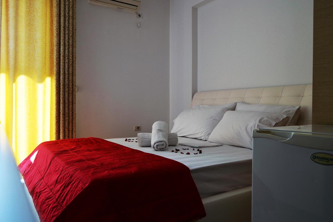 Noah Apartaments Sarandë Eksteriør billede